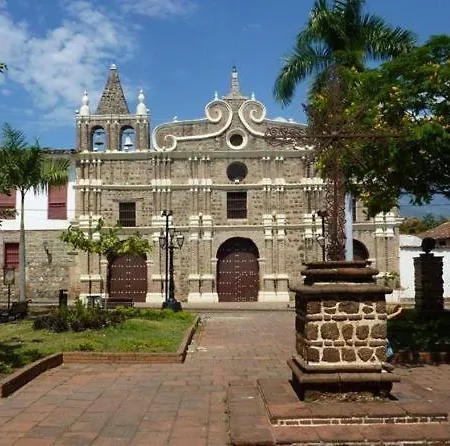 Apartasol Santafe De Antioquia Santa Fe de Antioquia Exterior photo